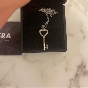 GLAMIRA PENDANT ALYSSA in White Gold